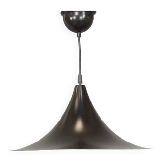 Black lacquered metal pendant light