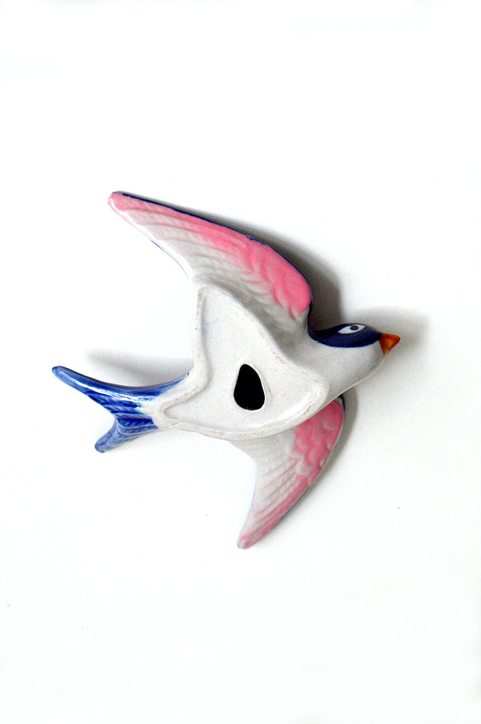 Couple of ceramic wall swallows