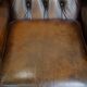 Fauteuil Chesterfield en cuir de vache marron de style anglais