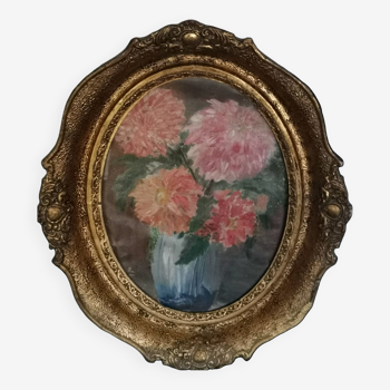 Bouquet of flowers in medallion