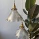 Suspension en verre holophane vintage - 2 disponibles
