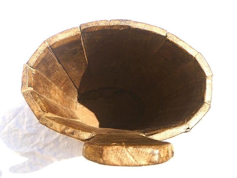wooden basket to be laid