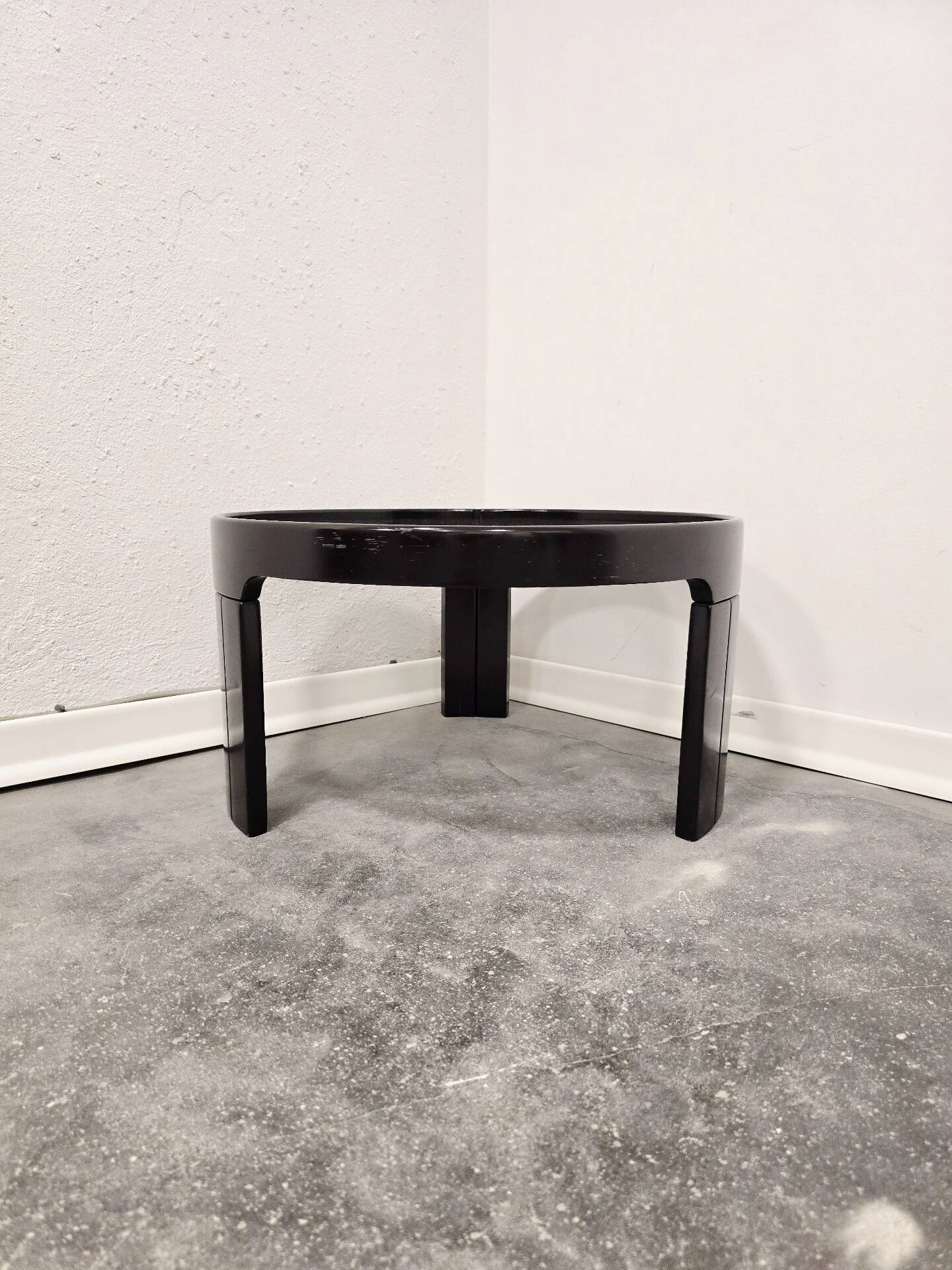 1970s Mid-Century Modern Black Coffee Table with Smoked Glass Top