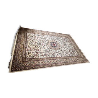 2x3m oriental pattern rug