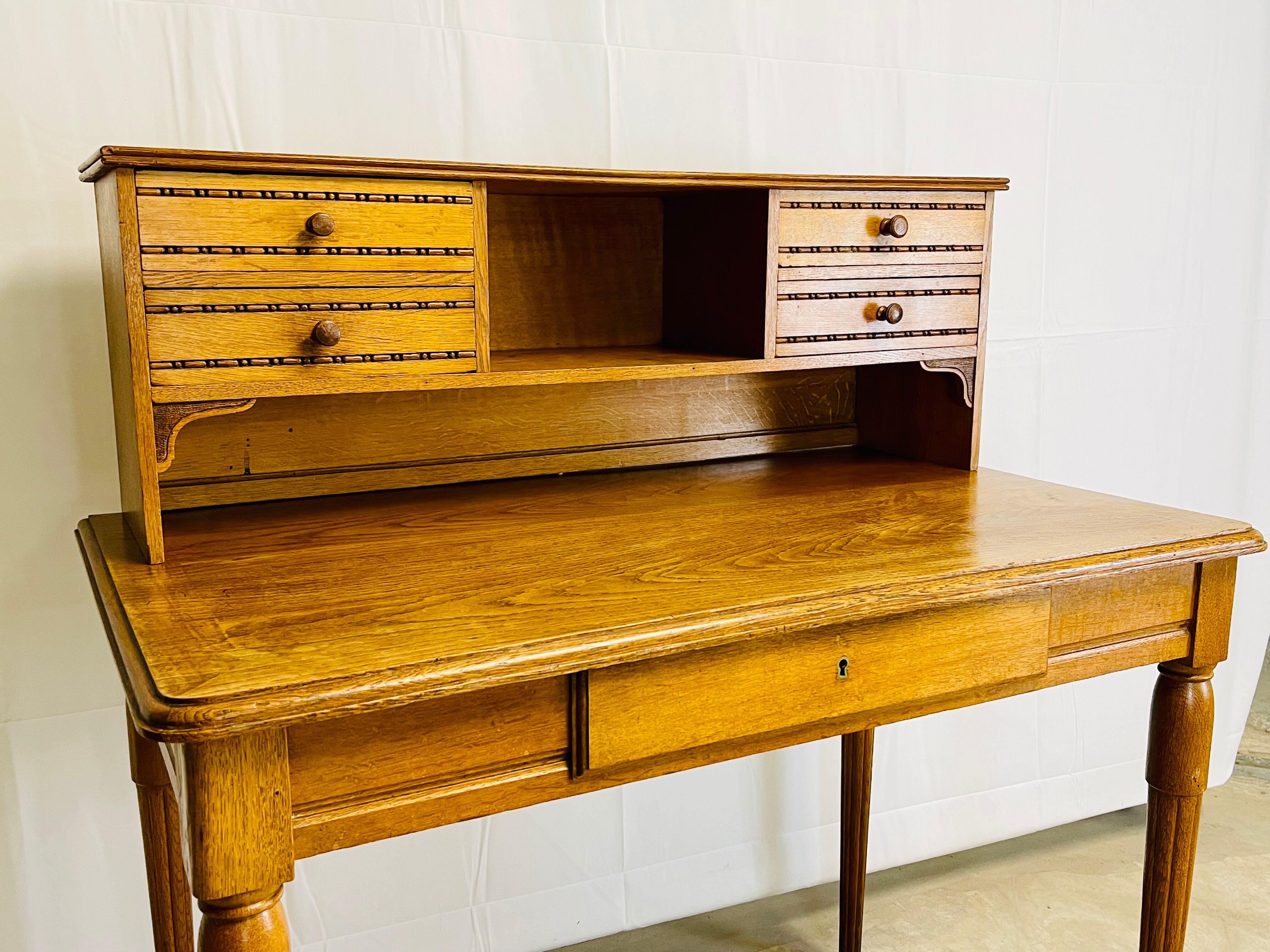 Bureau bonheur du jour en chêne massif