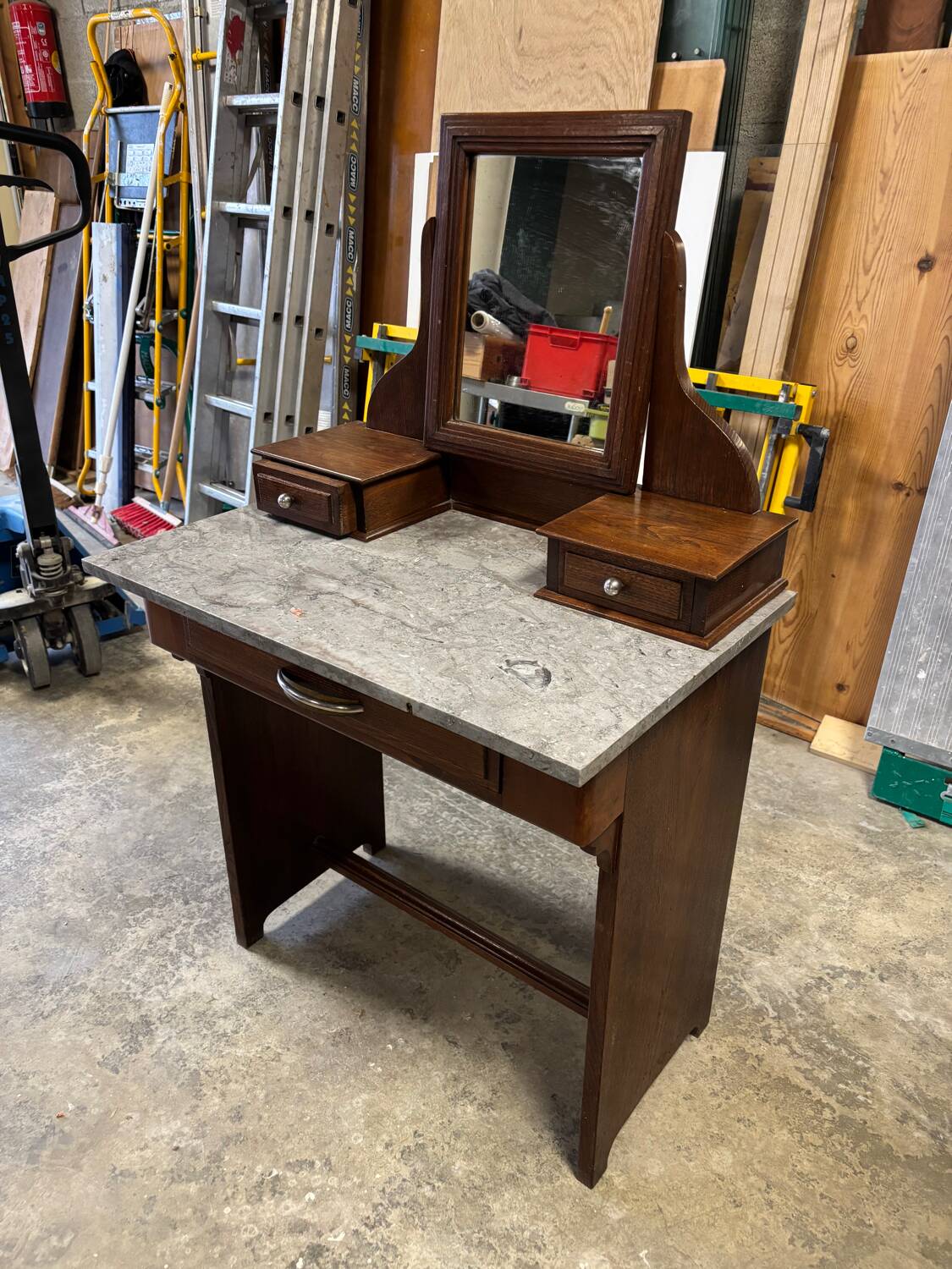 Art Deco dressing table