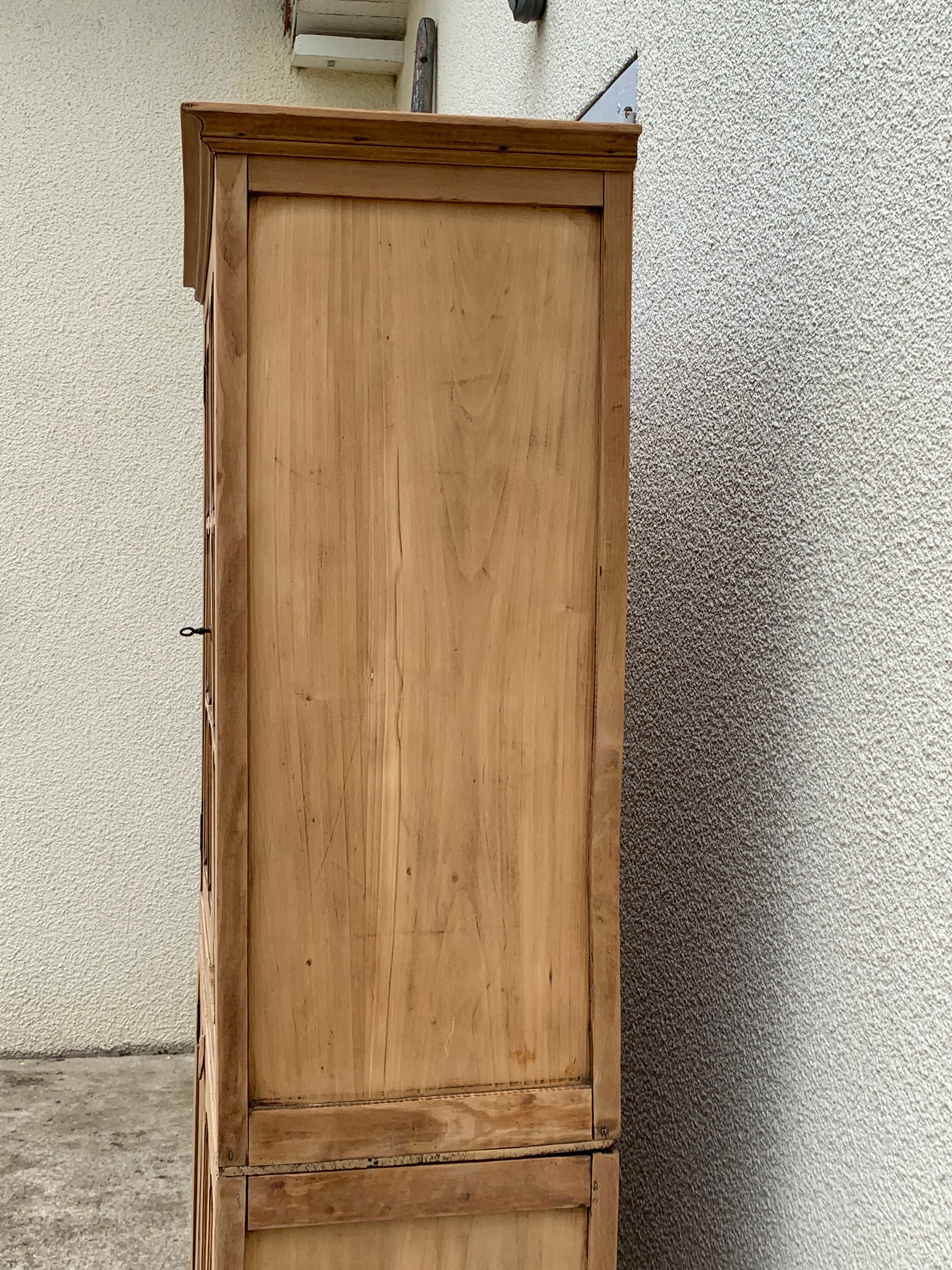 Parisian buffet glazed raw wood