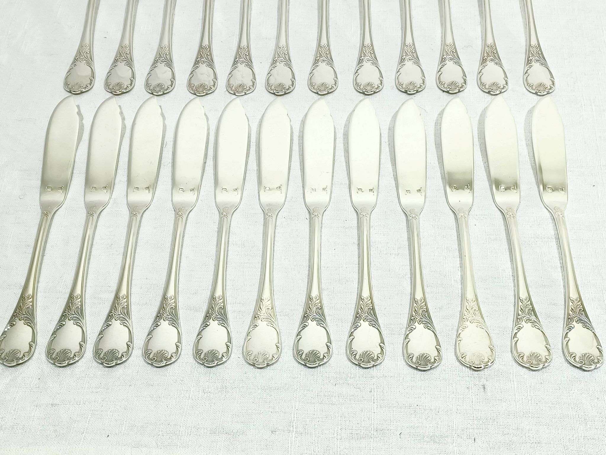 Christofle – 12-piece silver-plated fish cutlery set, Marly model