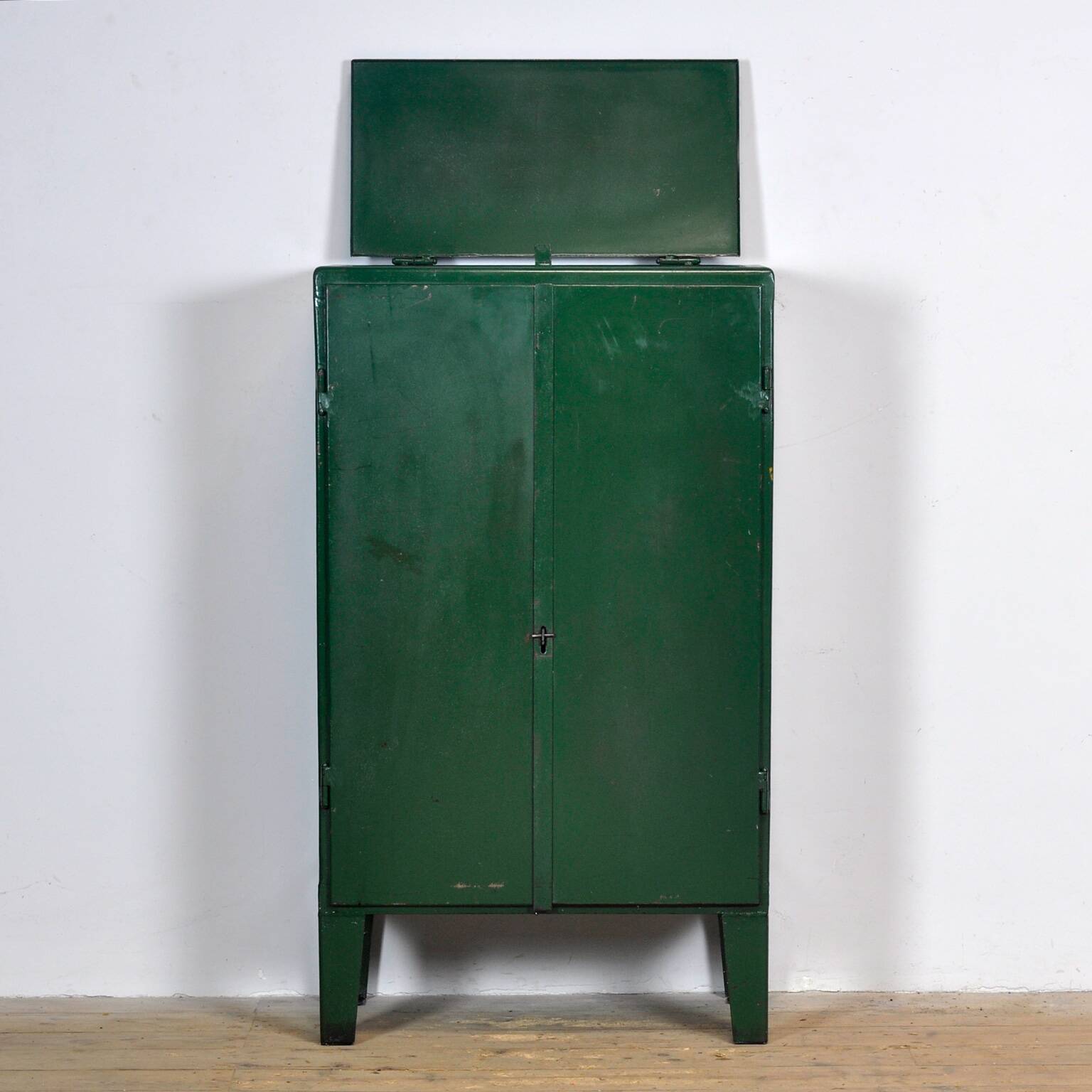 Armoire industrielle en fer forgé, années 1960