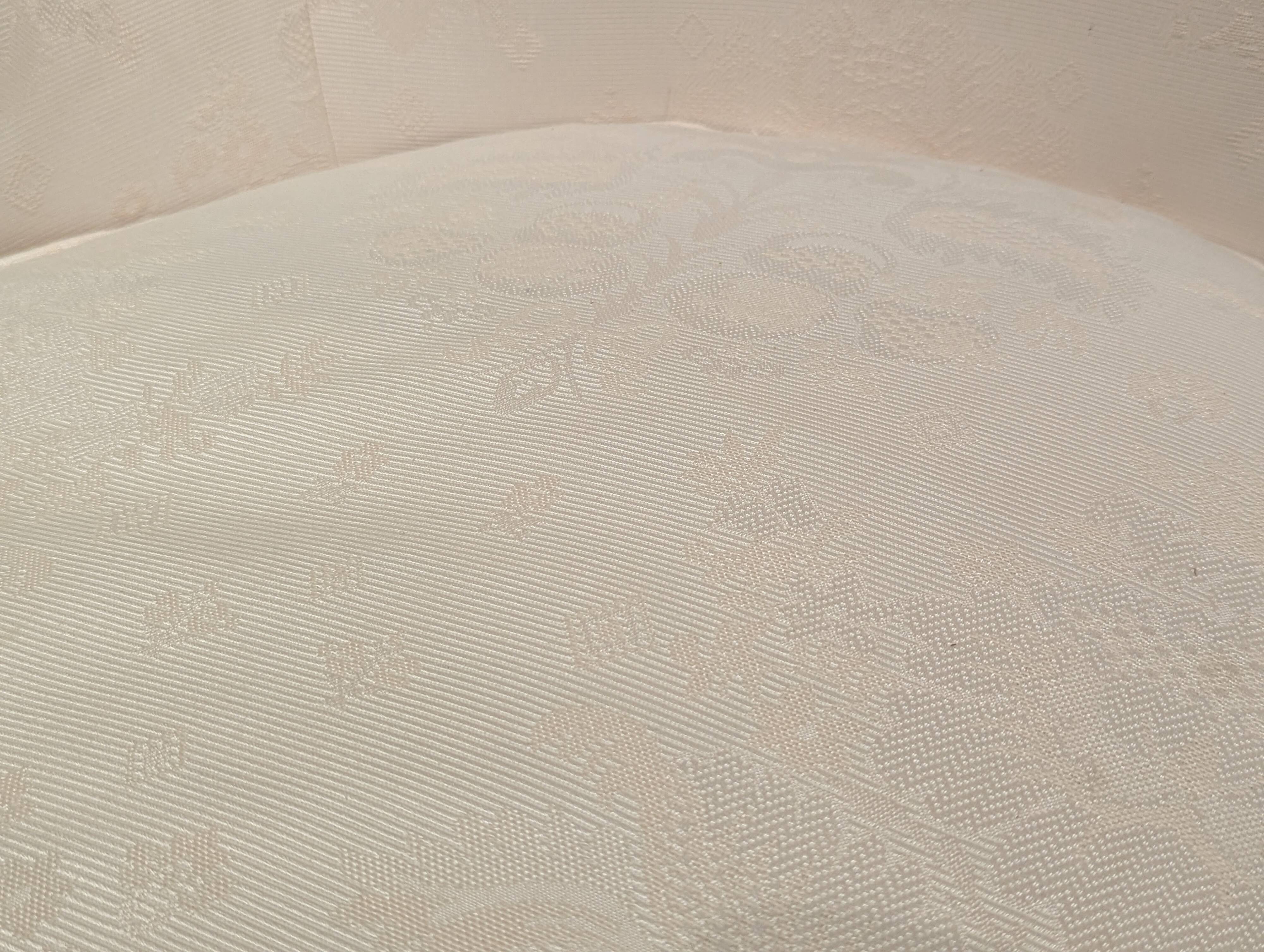 Paire de fauteuils bergères Louis XV