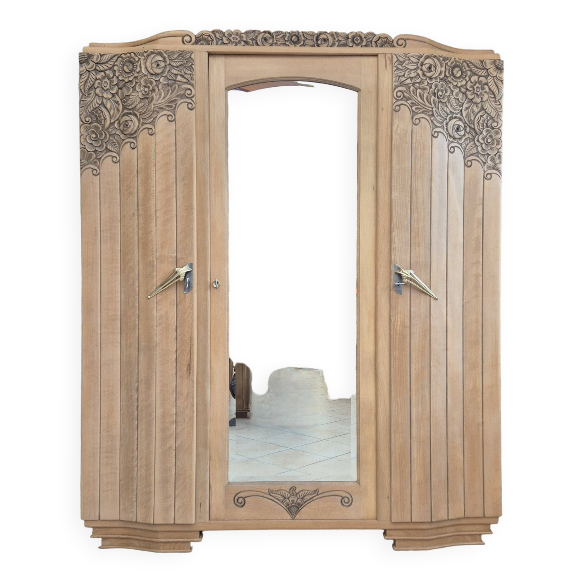 Art deco wardrobe