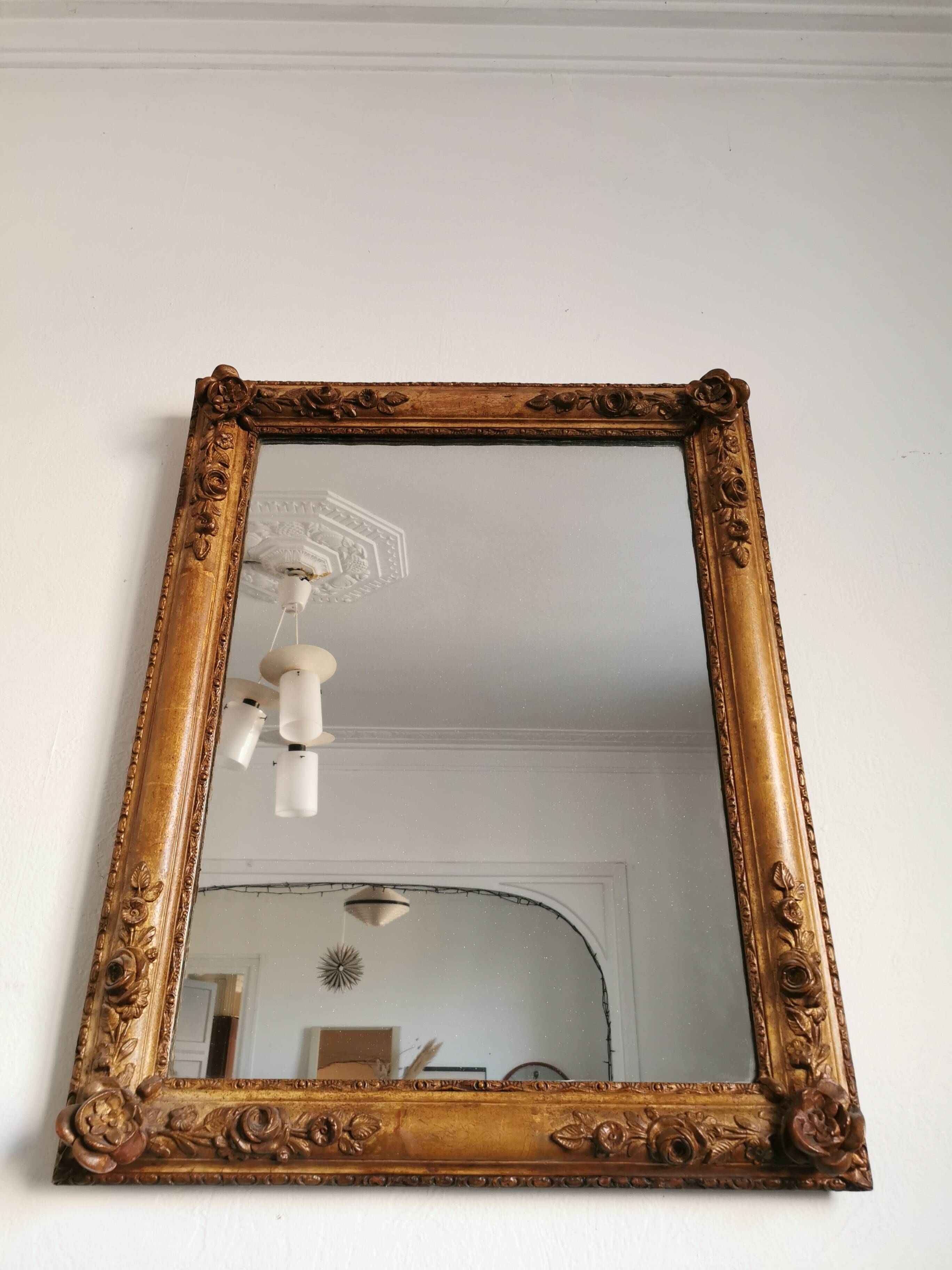 Miroir classique doré