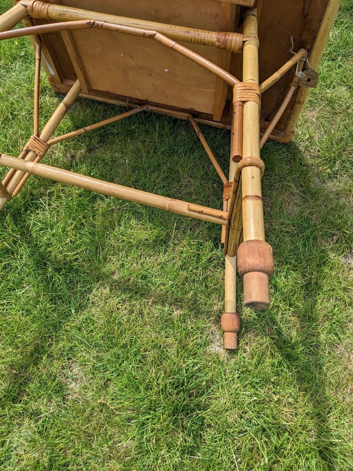 Rattan coffee table with drawer