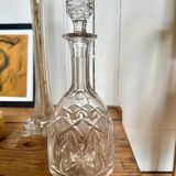 Small carafe and its chiseled glass stopper