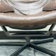 Fauteuil pivotant en cuir brun des années 1970