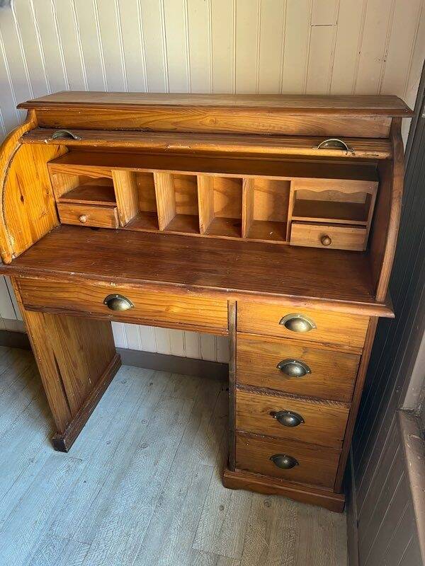Bureau bois à rideau