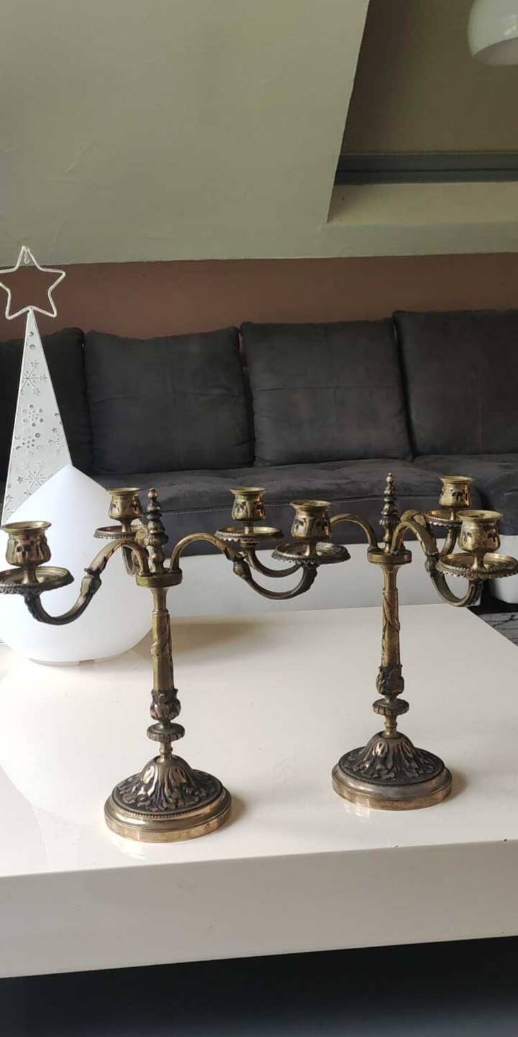 Pair of 3-arm curved chandeliers. Baroque/Rocaille style.