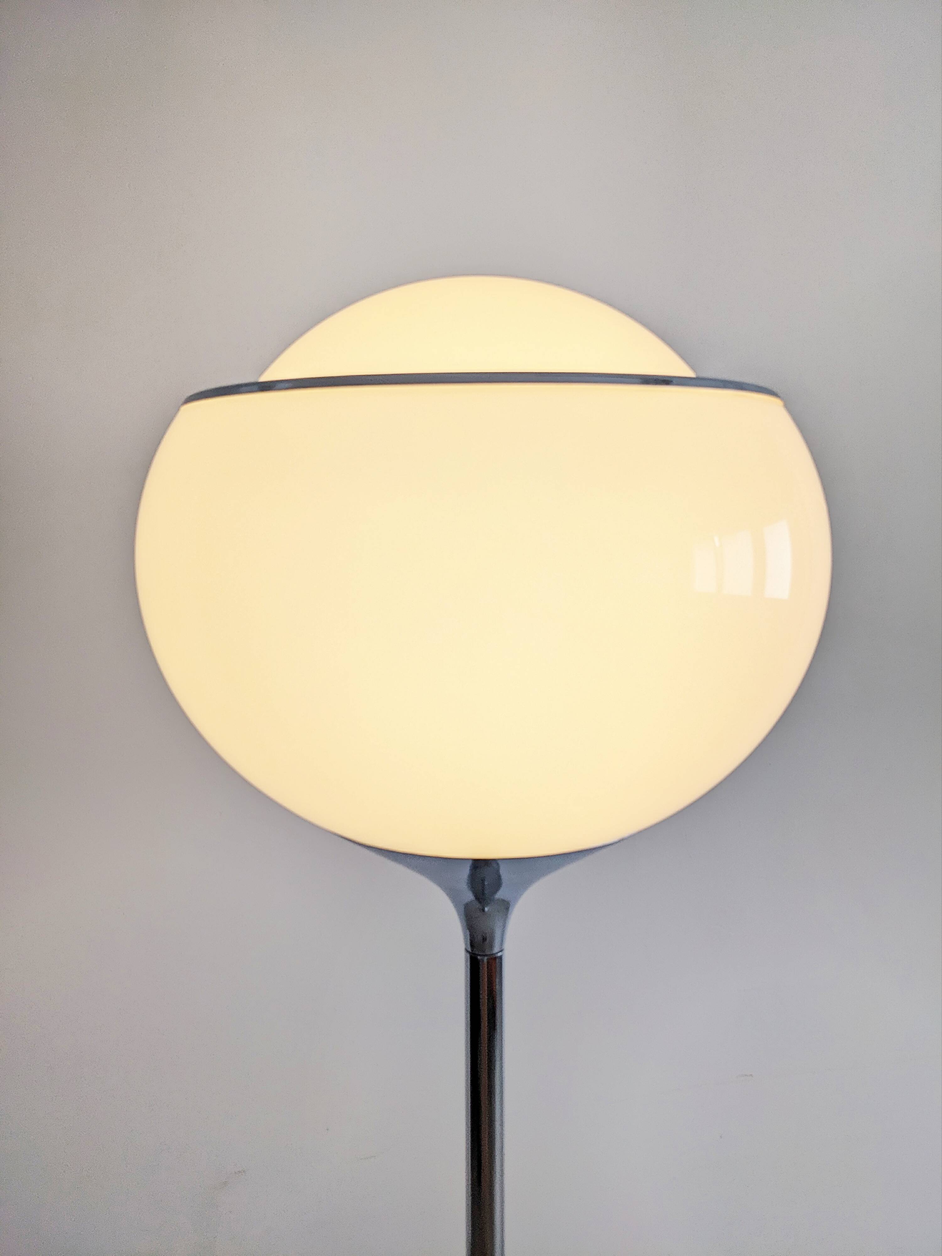 Floor Lamp 'Flash' by Studio 6G for Harvey Guzzini 1960's