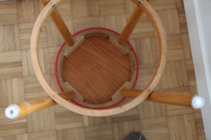 3 Baumann stools 700mm skai