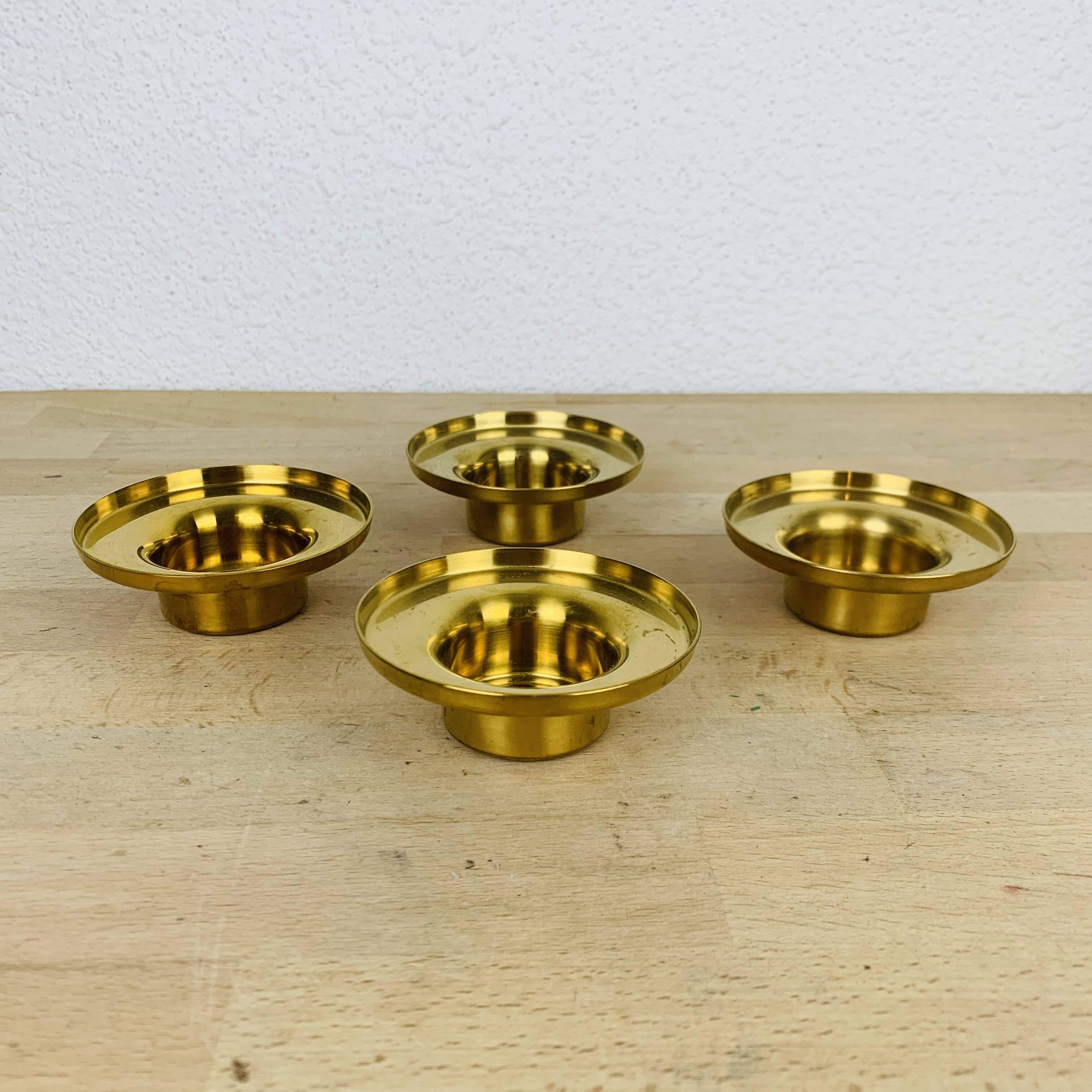 4 bougeoirs laiton doré