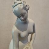 Statuette Venus at the bath after Allegrain