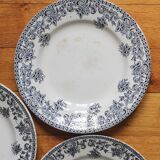 3 flat ironware plates, "Jane" model, Saint Amand