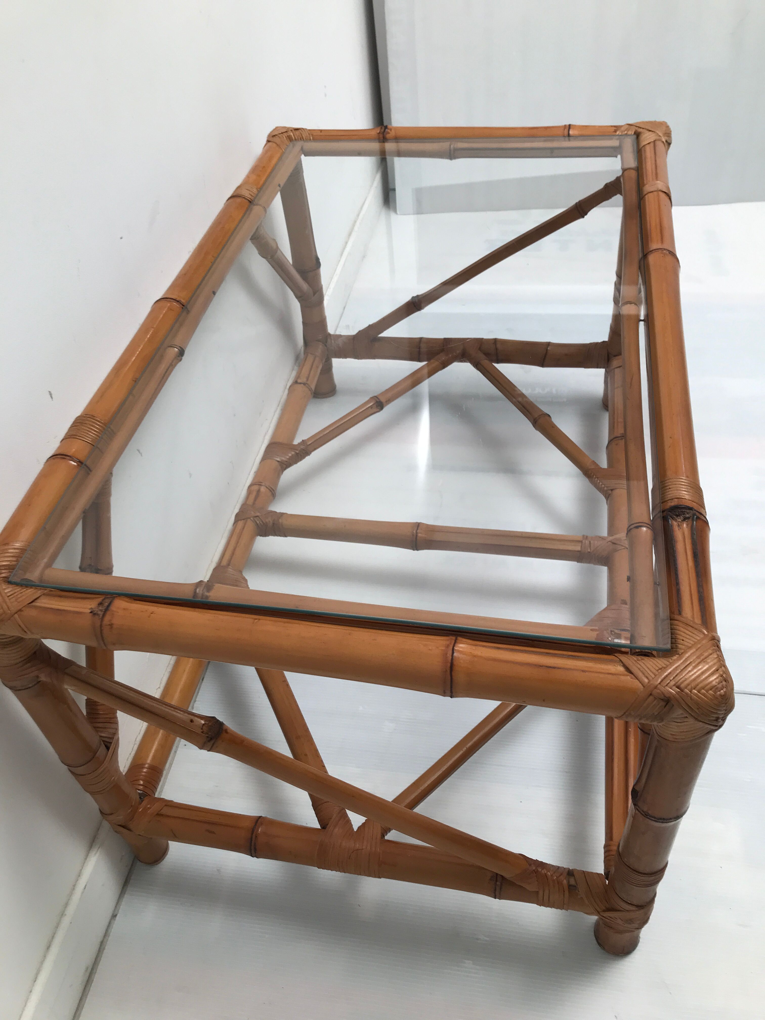 Vintage coffee table in real bamboo and glass 60/70