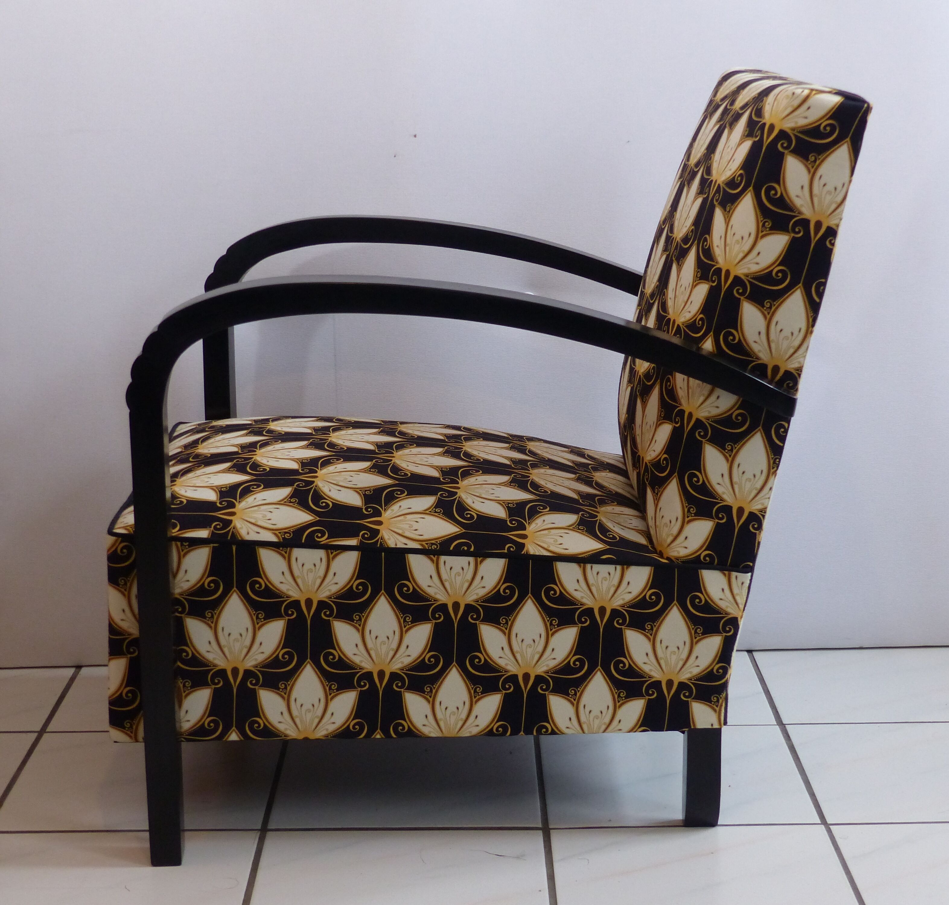 Armchair 1920 art deco - printed velvet - fully restored