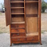 Béarnaise wardrobe in walnut 19th