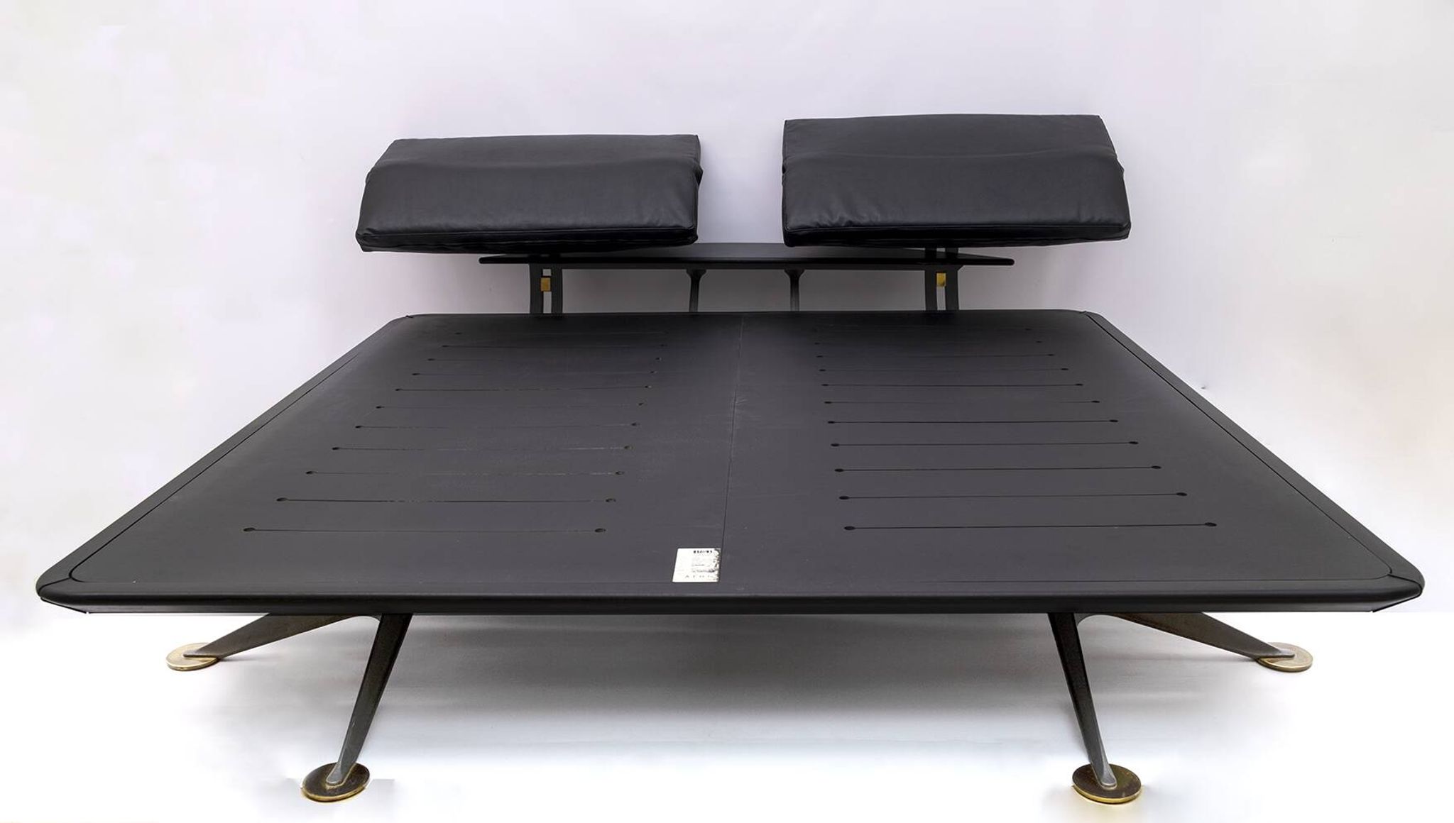 King Size double bed in brass and steel "Adia" by Paolo Piva for B&B, 1980s.