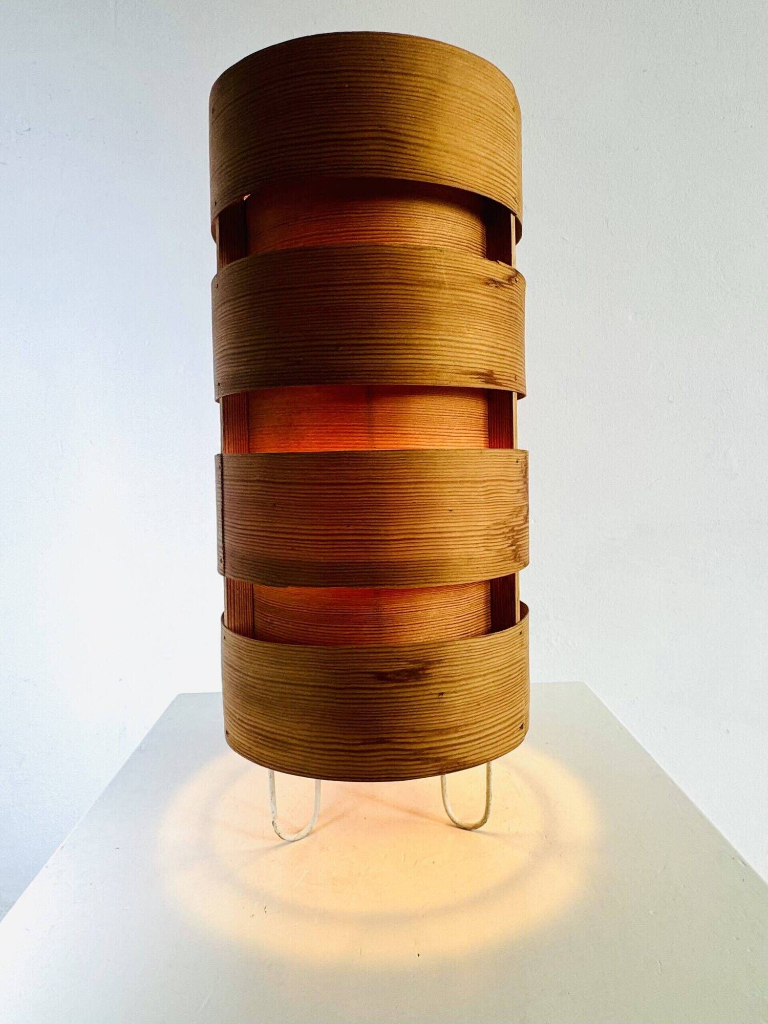 Large Cylindrical Pine Veneer Table Lamp By Hans-Agne Jakobsson For Ab Ellysett, Sweden 1960S