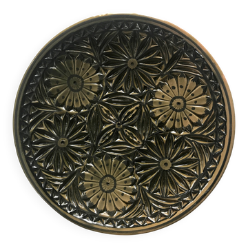 Petite assiette décorative céramique ciselée