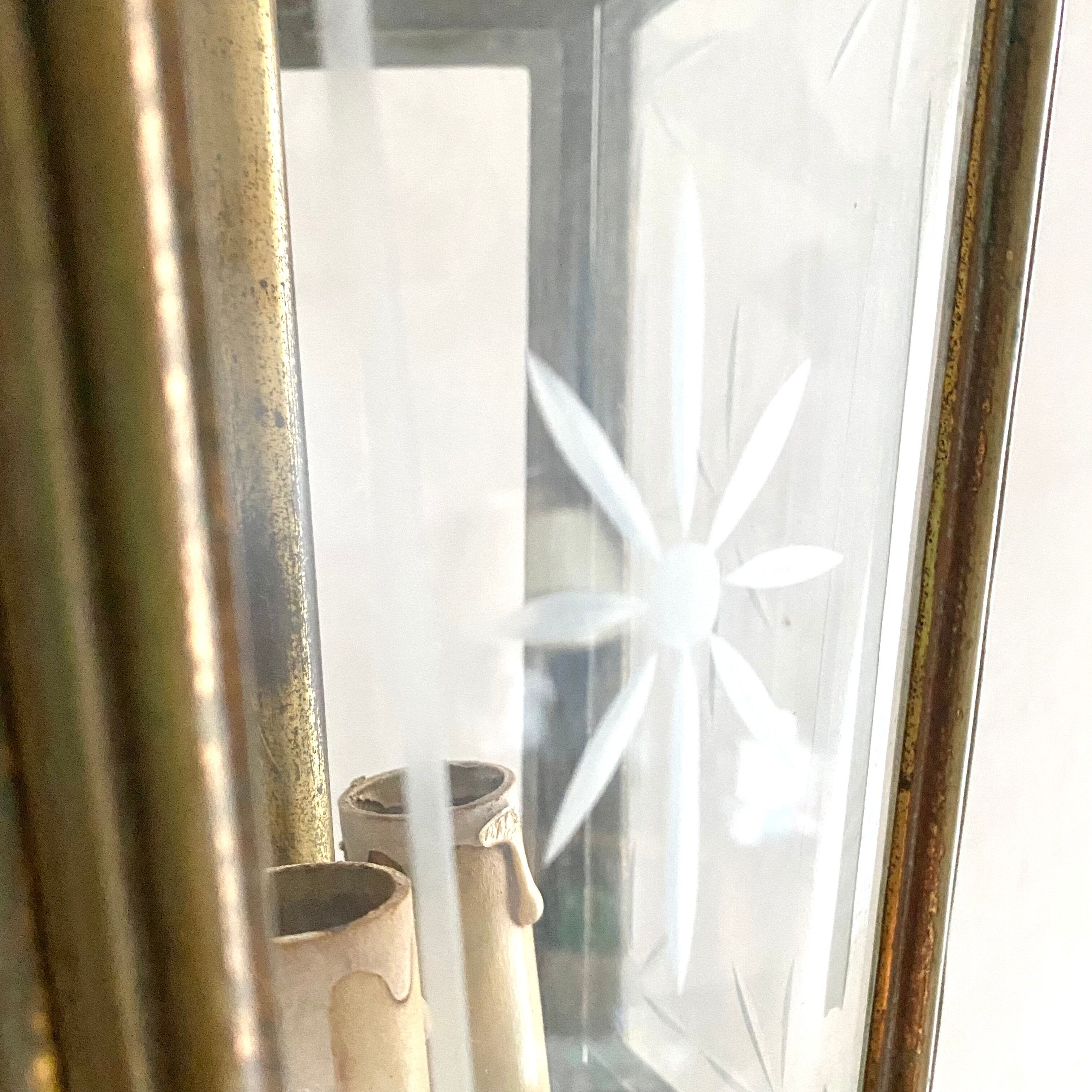 Old suspension lamp in brass and glass 3 burners