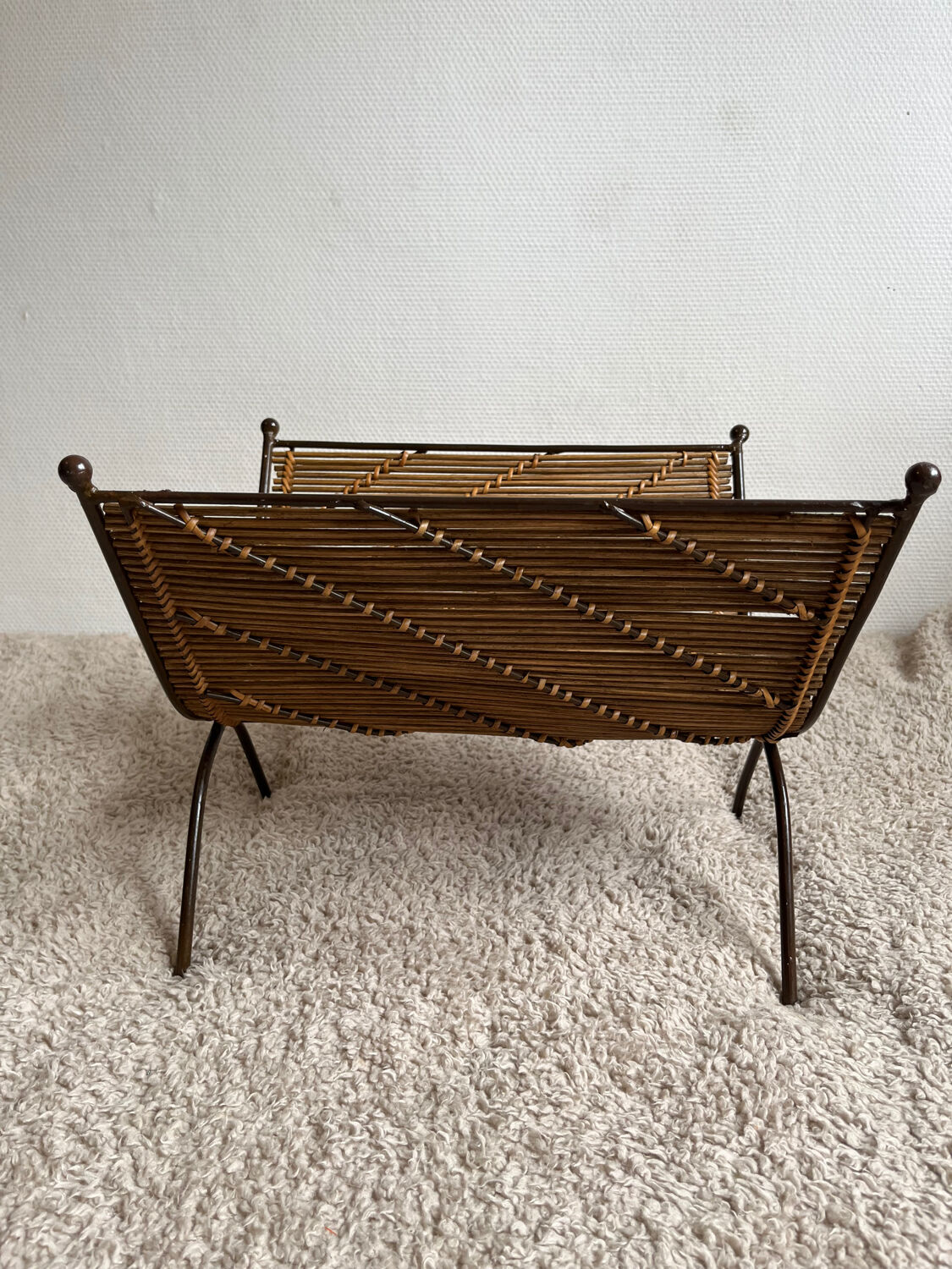 Foldable metal and wicker rattan magazine door