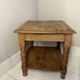 Table de chevet en bois