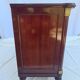 Commode style Louis XVI placage en acajou