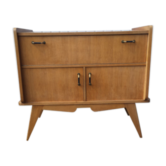 Vintage dresser with compass foot