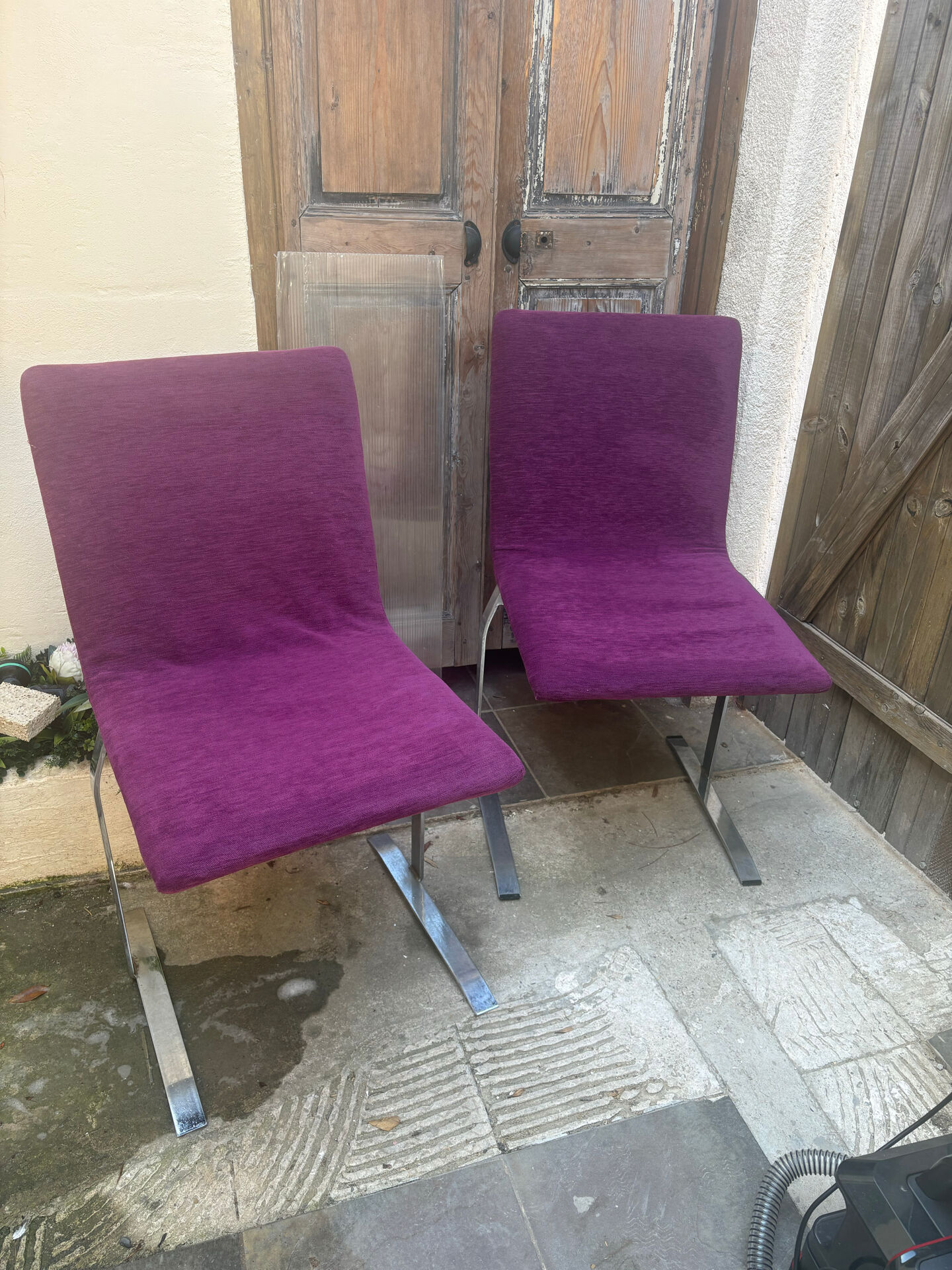 Vintage armchair Giovanni Offredi 1970
