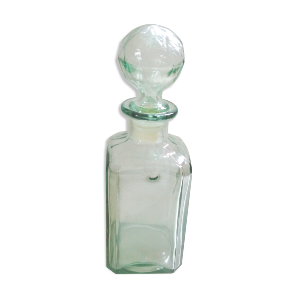 Carafe en verre verte