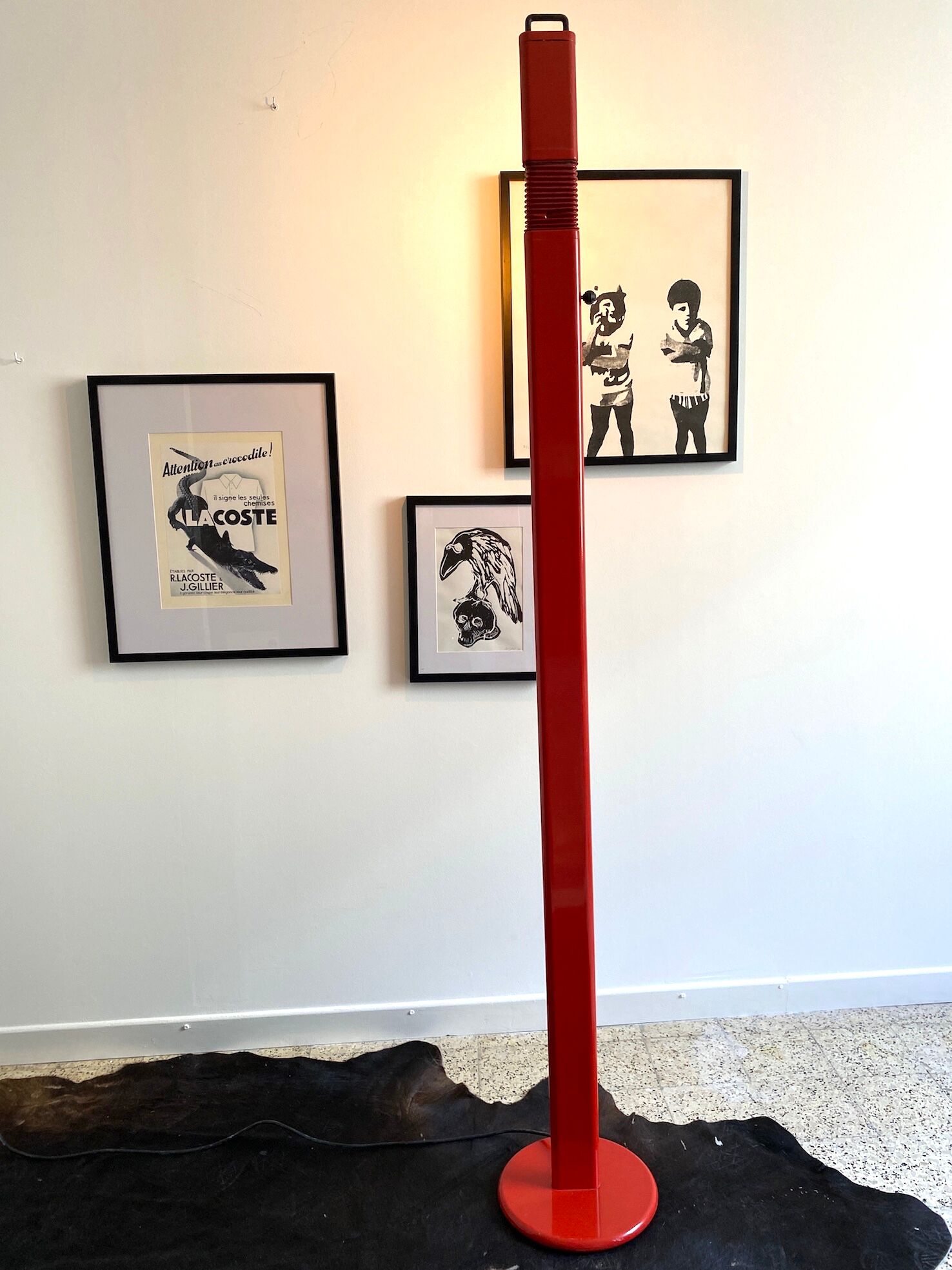 Floor lamp design 80s halogen in red metal, made in Belgium