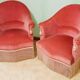 Lot de deux fauteuils crapauds roses