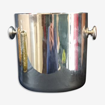 Silver metal champagne bucket