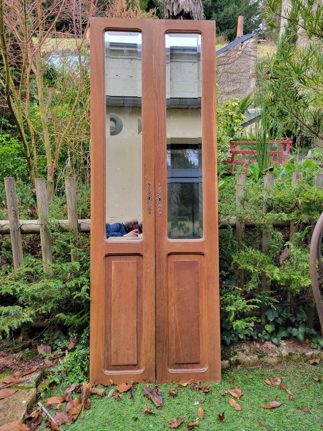 Double beveled mirrored closet doors