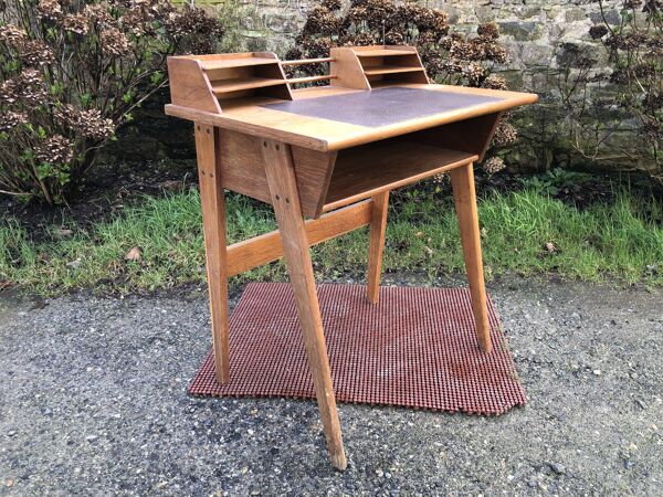 Bureau vintage à pieds compas en chêne.