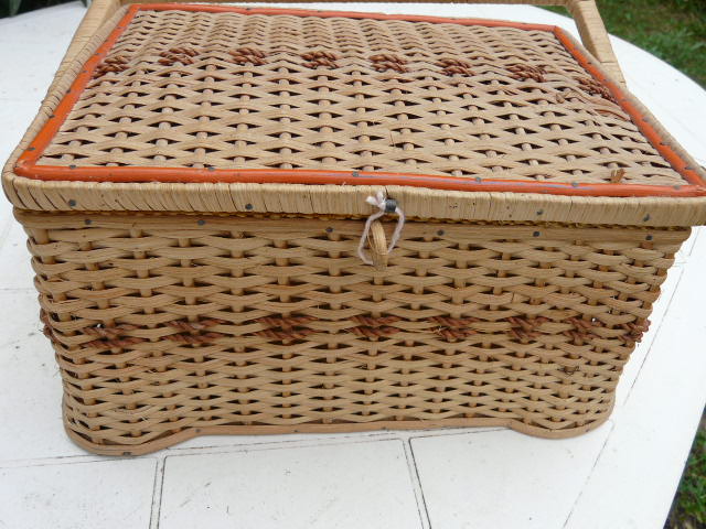 Vintage sewing box wicker bamboo 1950
