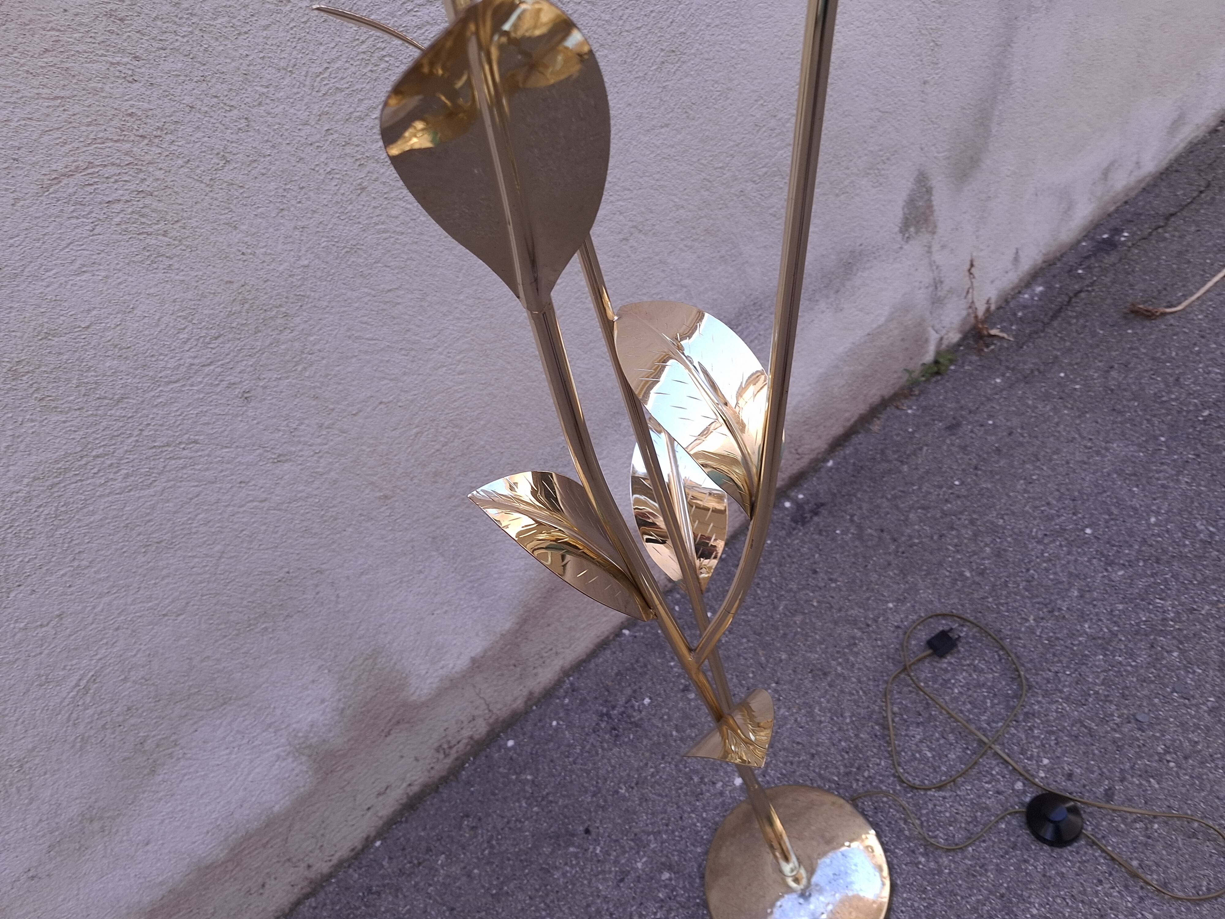 Floral floor lamp in pearlescent Capiz, 1970s.