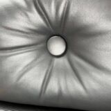 Mid-Century lounge chair model Bonanza with a high back in leather by Esko Pajamies for Asko, Finland, 1960s.