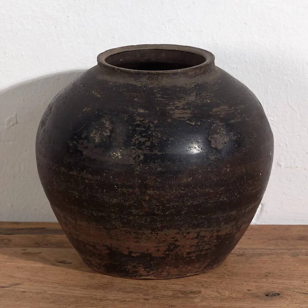 Ancient Asian vase (c.1900) #2