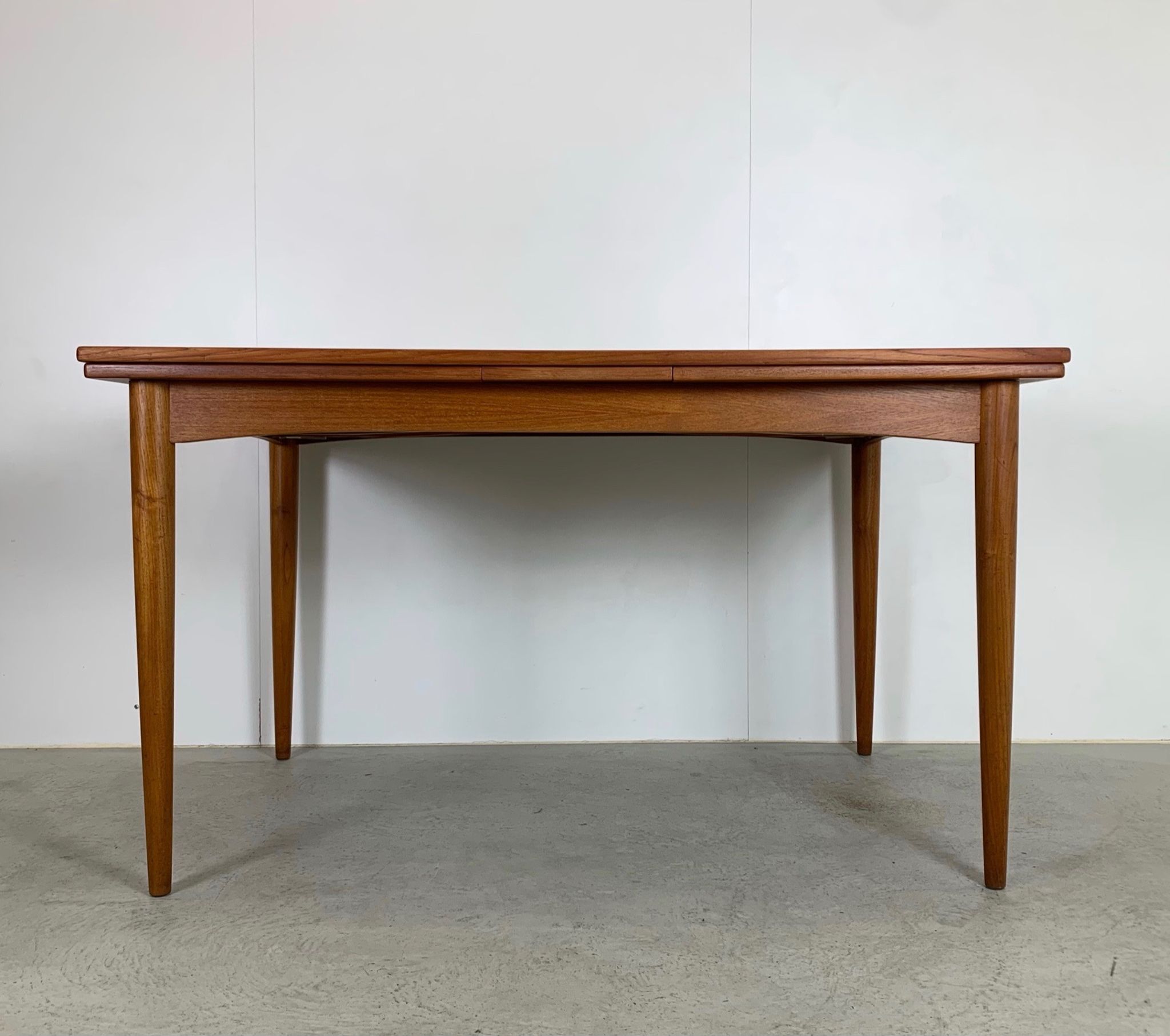 Table à manger en teck danois par Kai Kristiansen années 1960