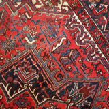 Tapis Heriz Antique du Moyen-Orient, Années 1950, Élégance Traditionnelle